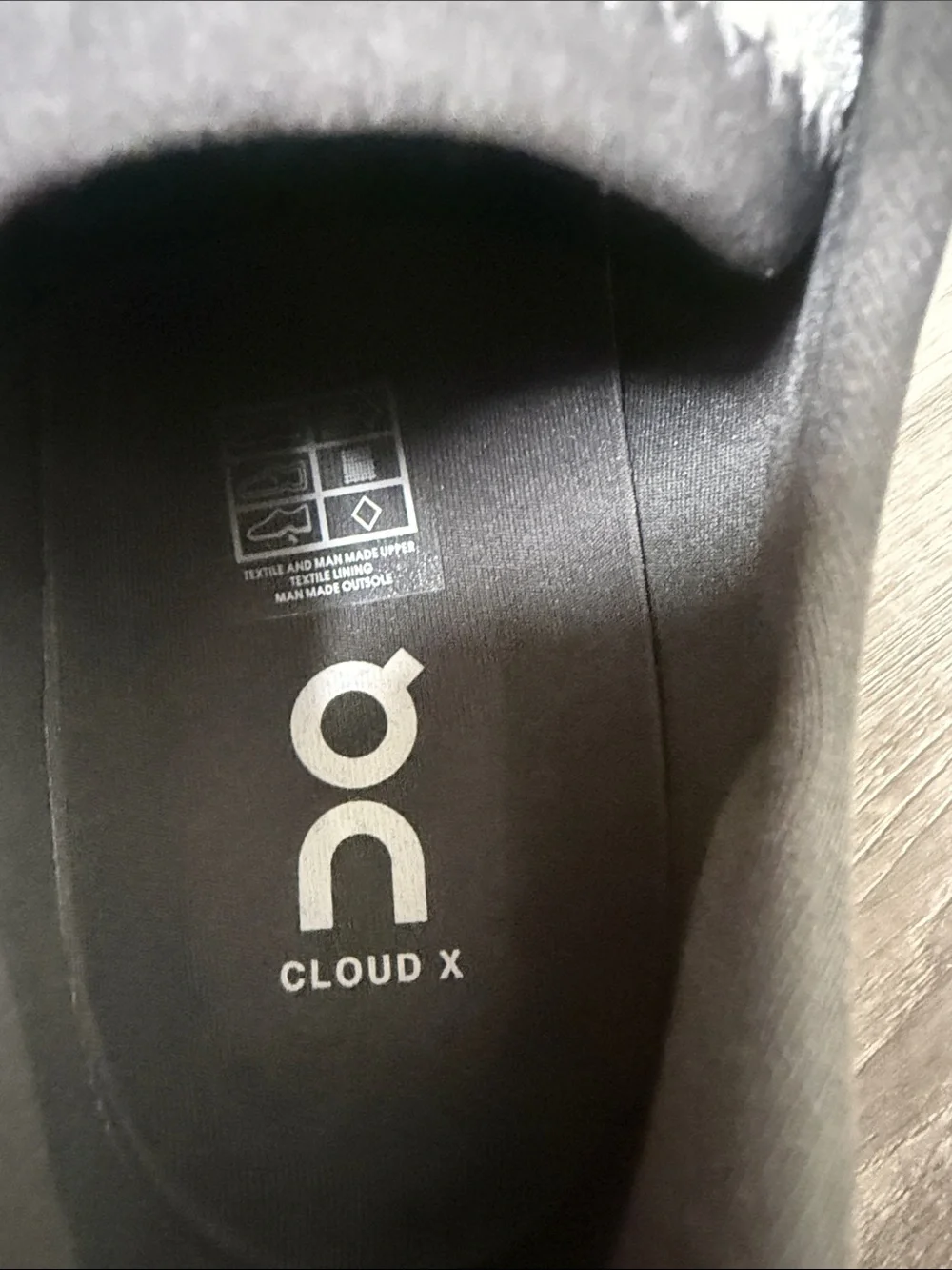 On Running Men’s Cloudswift Running Shoes in White, Black & Lime 10.5 Brand New